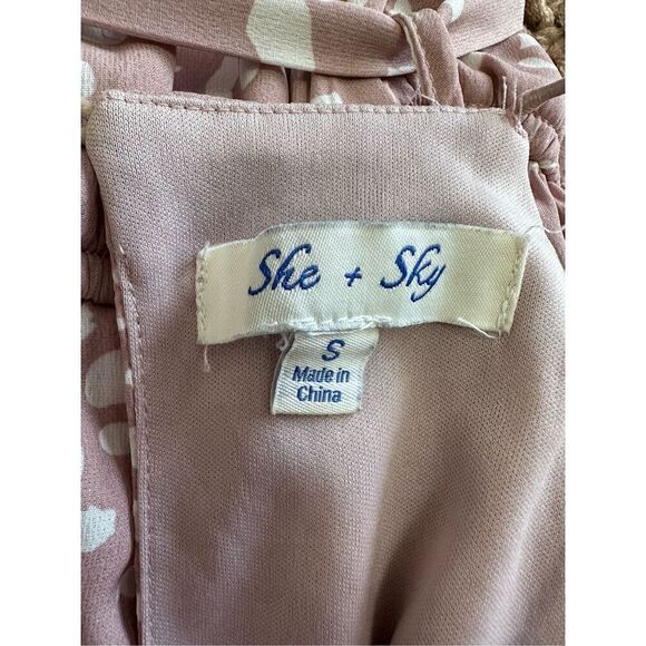 Pretty She + Sky rose and cream romper - Picture 3 of 9